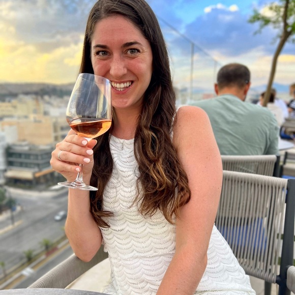 Meet your Posher, Abigale - Picture 2 of 5